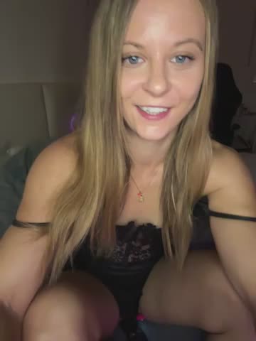 JuicyLucy06 Webcam Chat October 23, 2026