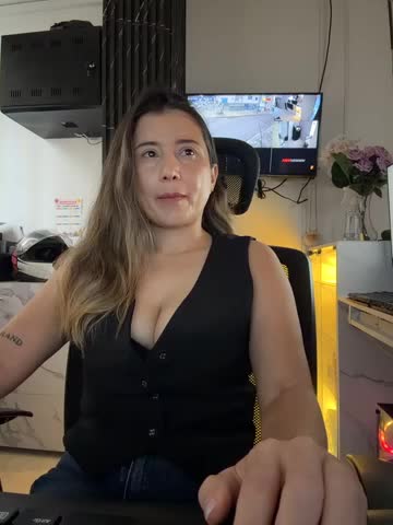 Angela_smile Webcam Chat October 24, 2026