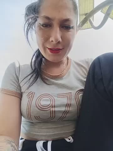 Mia_Love-3 Webcam Star October 24, 2026