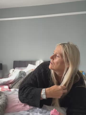 Blondnboujee53 Webcam Star October 23, 2026
