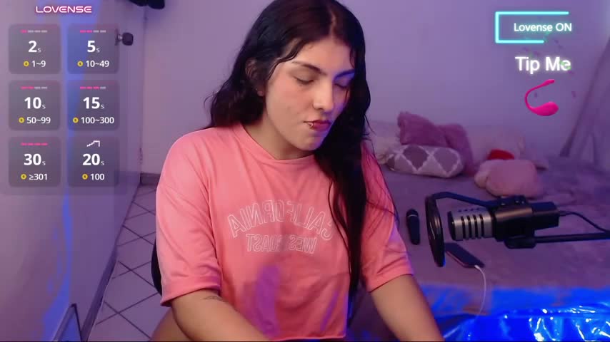 Mia_Lunee Webcam Star October 23, 2026