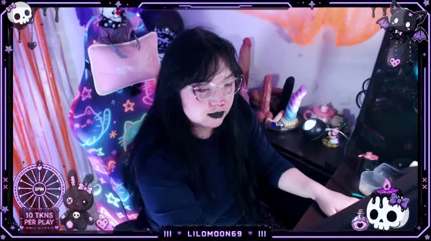 LiloMoon69 Webcam Chat October 23, 2026