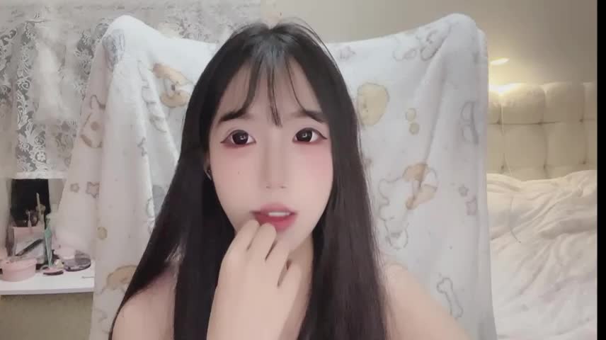 xiaomanCecilia_ Webcam Chat October 24, 2026