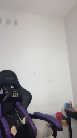blondegamerr Webcam Chat October 24, 2026