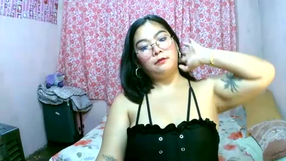 lovely_tinay Webcam Chat October 23, 2026