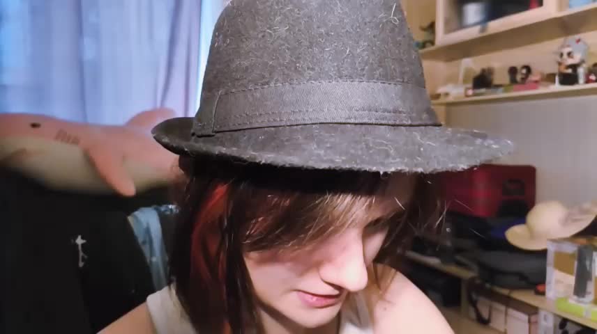LueBurri Webcam Chat October 24, 2026