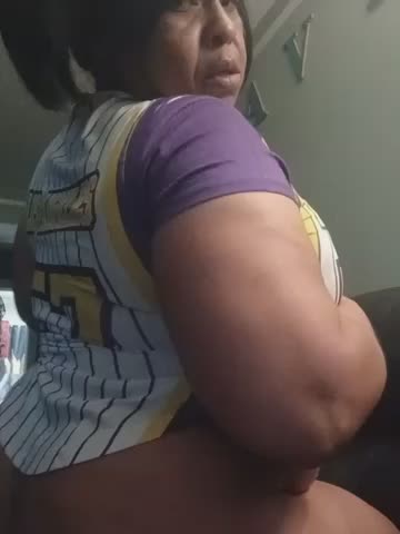 poundcake87 Webcam Chat October 24, 2026