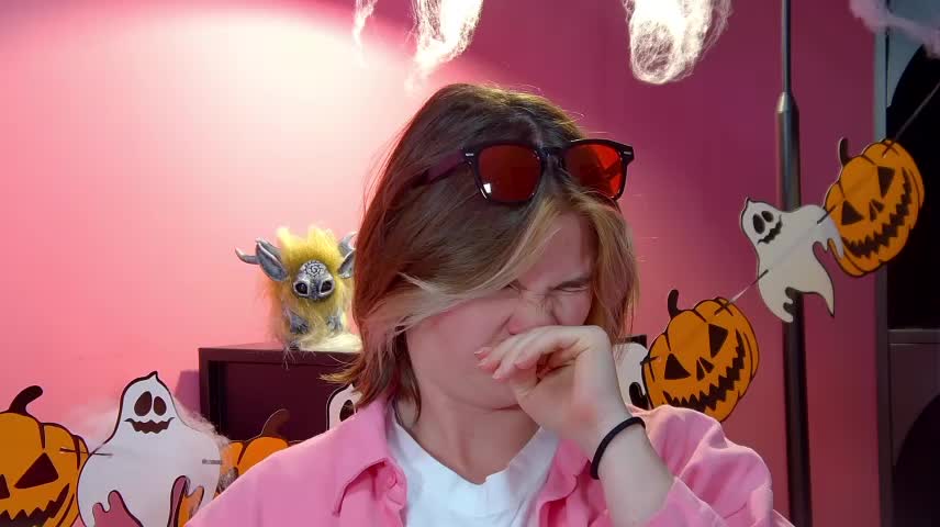 AliceAllard Webcam Chat October 24, 2026