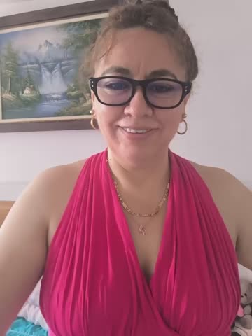 veraluz1975 Webcam Chat October 24, 2026