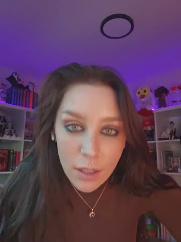 lilylamort Webcam Chat October 24, 2026