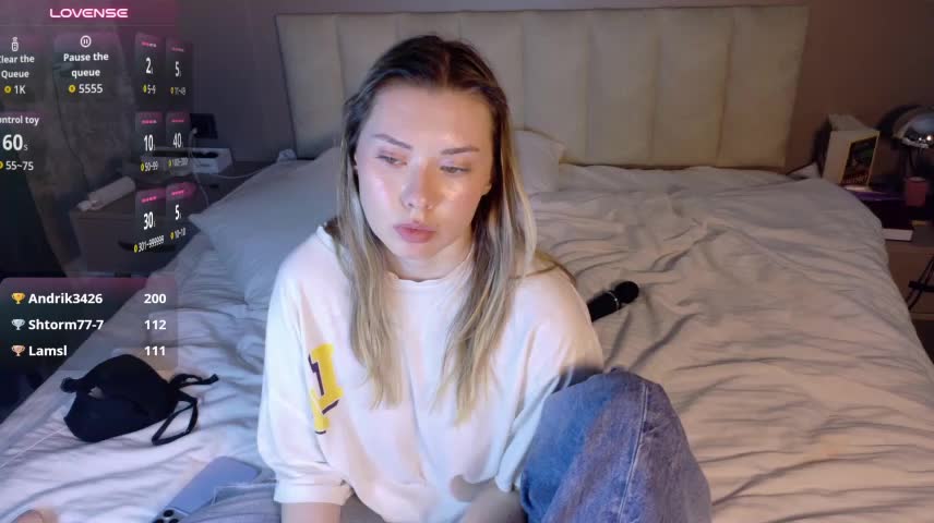 gwenonl1ne Webcam Chat October 24, 2026