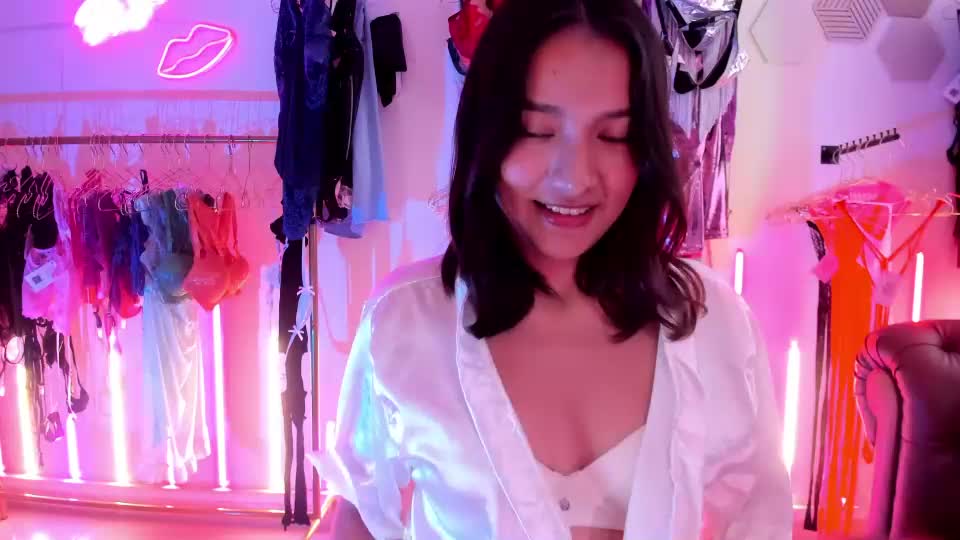 iam_valeria_santos_ Webcam Chat October 24, 2026
