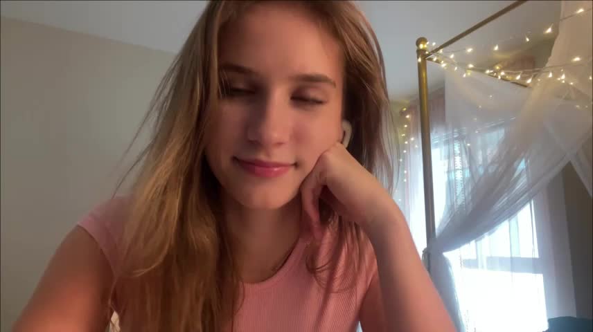 LynellMilleson Webcam Chat October 24, 2026