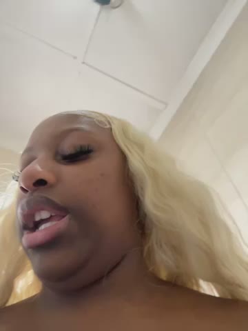SexyBadGirl20 Webcam Chat October 24, 2026