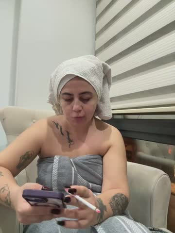 parlaserseri Webcam Chat October 24, 2026