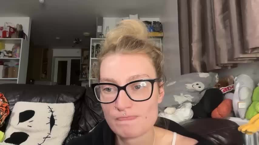 harleyblair Webcam Chat October 24, 2026