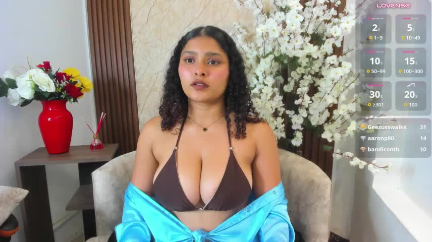 Izzy_lux Webcam Chat October 24, 2026