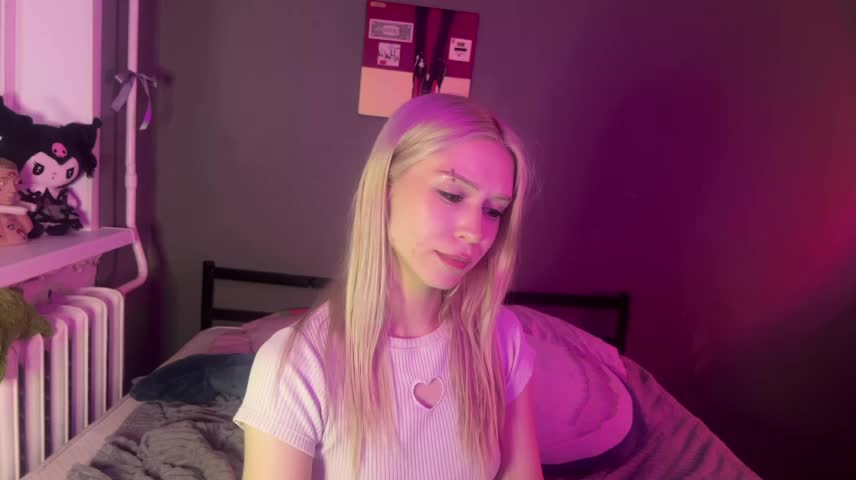 sexy_cute18 Webcam Chat October 24, 2026