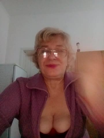 52MiaLove02 Webcam Chat October 25, 2026