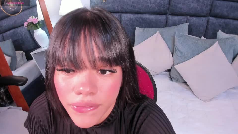 melany_sofiaa Webcam Chat October 24, 2026