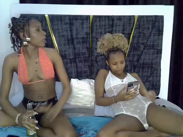 Sweetcandie__ Webcam Chat October 25, 2026