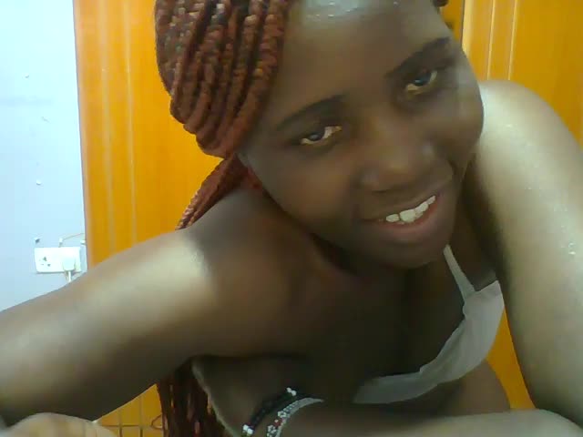 curvey_bae Webcam Chat October 25, 2026