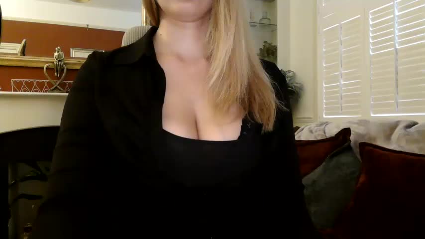 LadyLaraX Webcam Chat October 25, 2026
