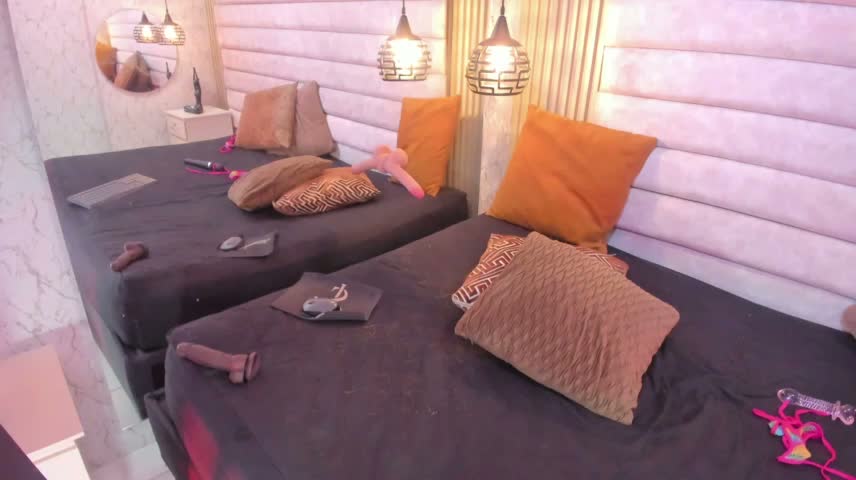 AngelaCoffee Webcam Chat October 25, 2026