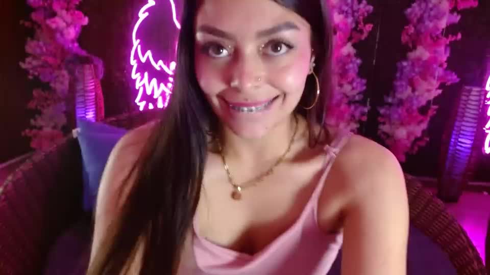 lovely_adrine Webcam Chat October 25, 2026