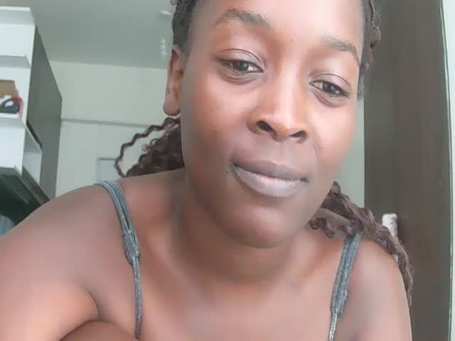 shy_bitchh Webcam Chat October 25, 2026