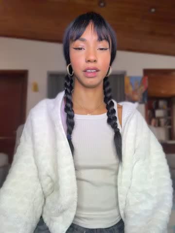 xenia_golden Webcam Star October 25, 2026