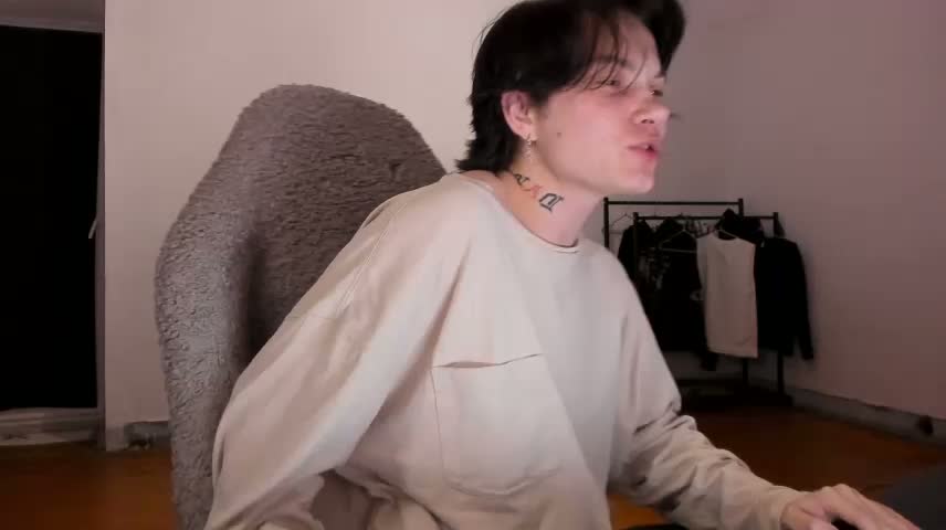 esajukyy Webcam Chat October 25, 2026