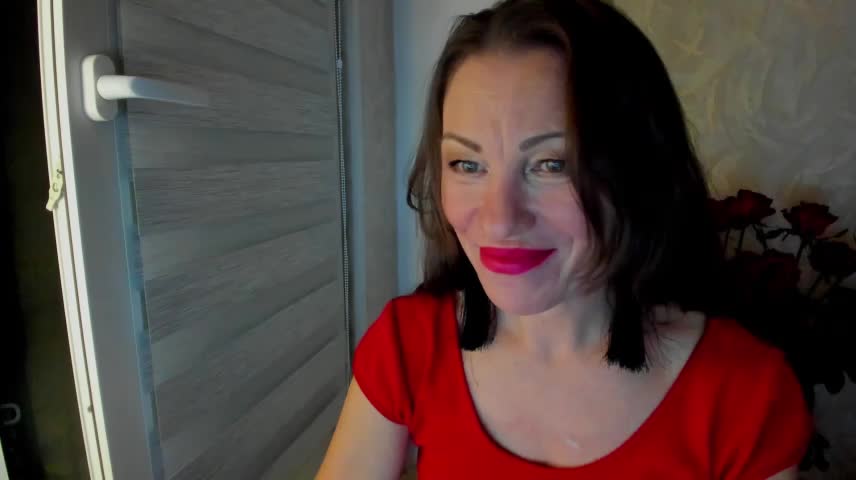 pure_elena Webcam Chat October 25, 2026