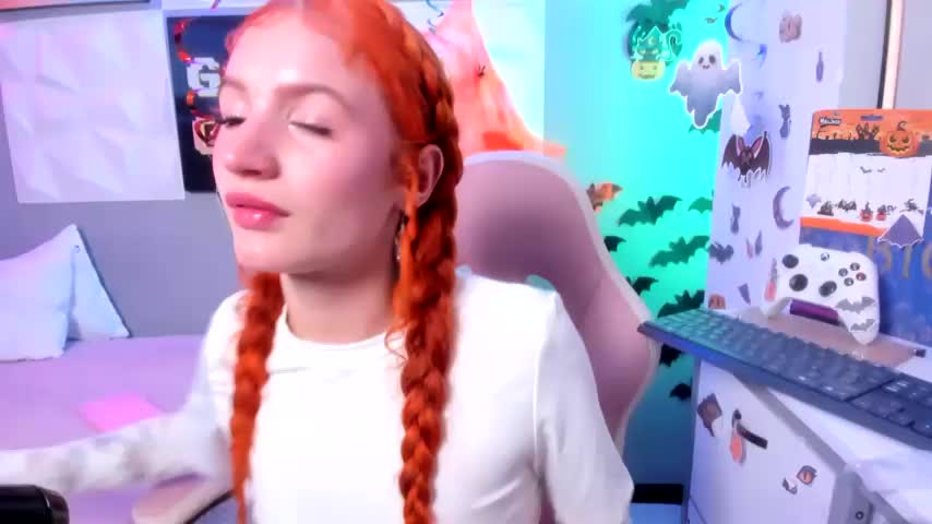 AdelaineBest Webcam Chat October 25, 2026