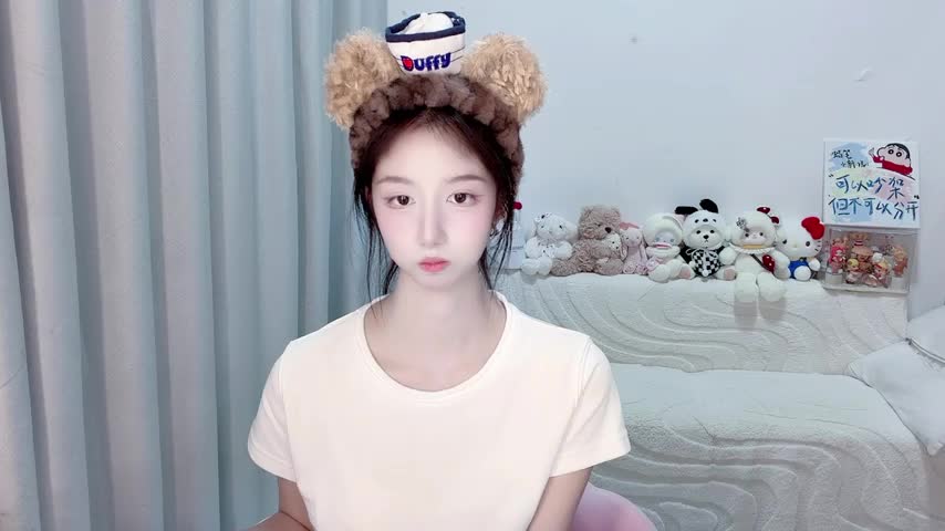 lucky-tt Webcam Chat October 25, 2026