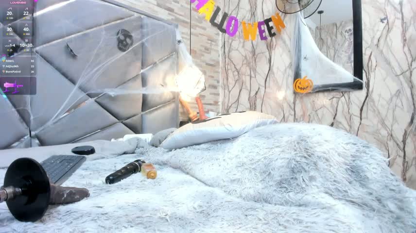 IVISBOUNCYASS Webcam Star October 25, 2026