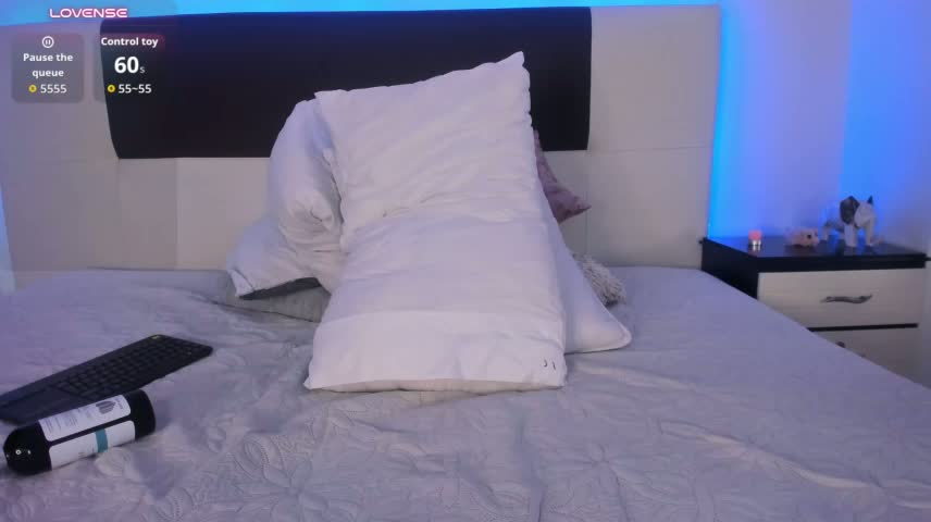 Sky_Loren Webcam Star October 25, 2026