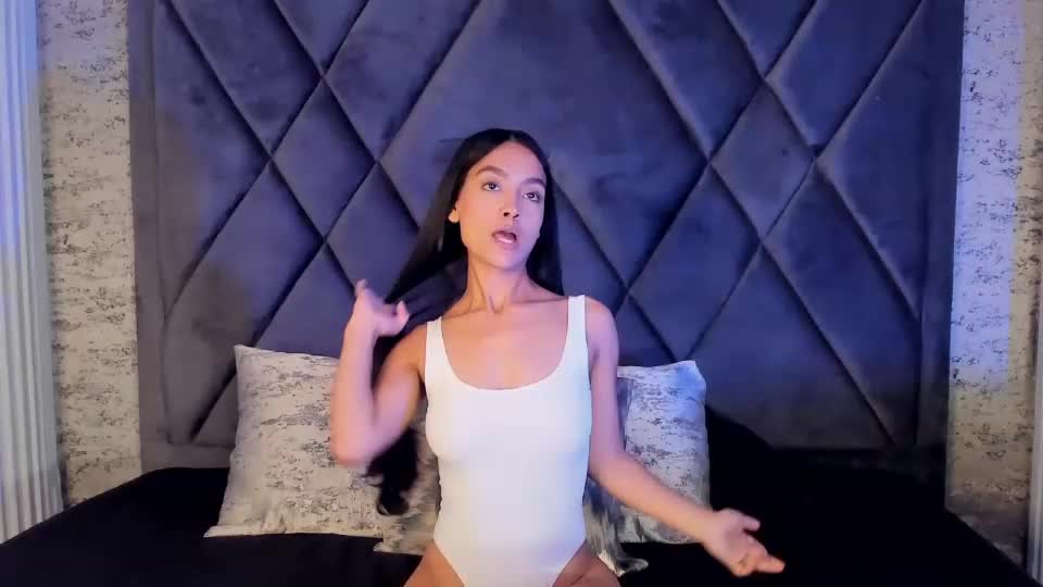 ellawalsh_ Webcam Chat October 25, 2026