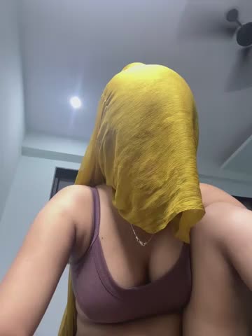 Miss_sarika76 Webcam Star October 25, 2026