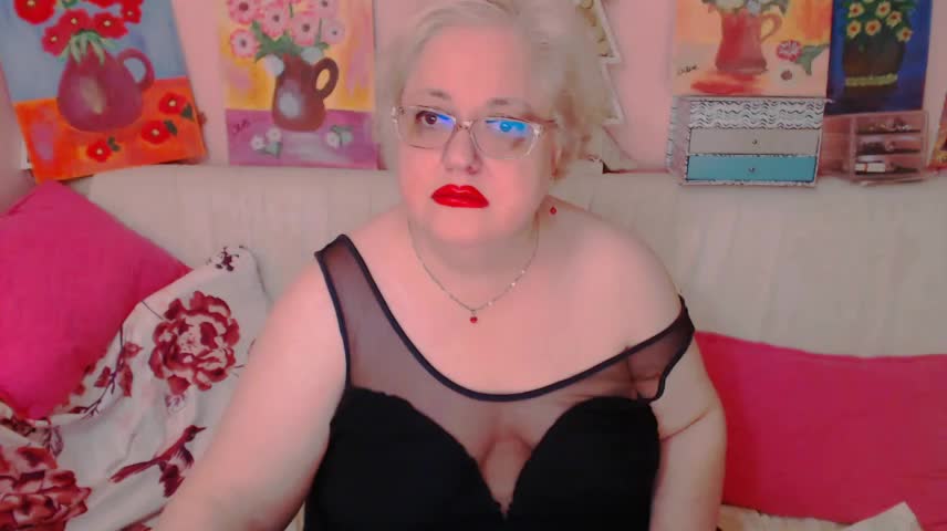 Maturelove_xxx Webcam Chat October 25, 2026