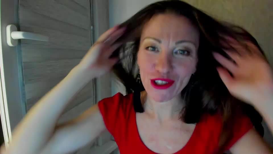 pure_elena Webcam Chat October 25, 2026