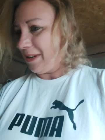 yuliia_3003 Webcam Star October 25, 2026