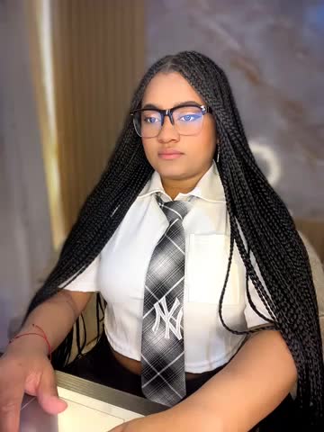 Saraa_M Webcam Chat October 25, 2026