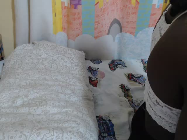 zeina_gen Webcam Chat October 25, 2026