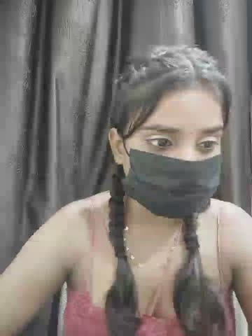 Omi_5 Webcam Chat October 25, 2026