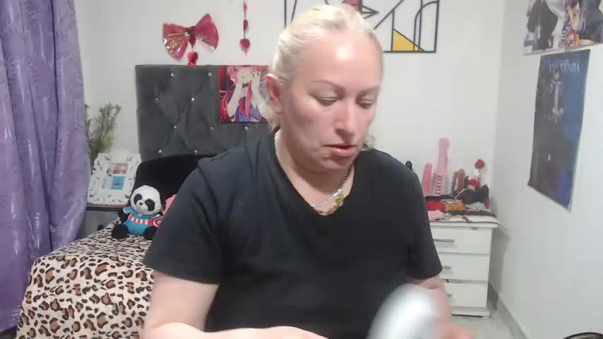 emperabigbootybigass Webcam Chat October 25, 2026