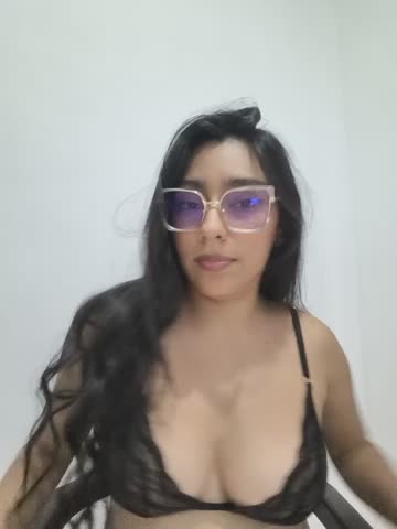 kiara_bloom8 Webcam Chat October 25, 2026