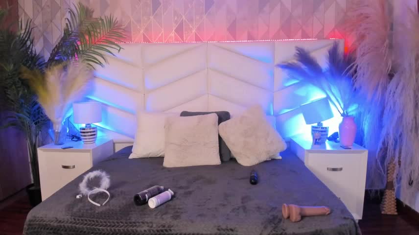 Lizzi_Hotman_ Webcam Chat October 25, 2026