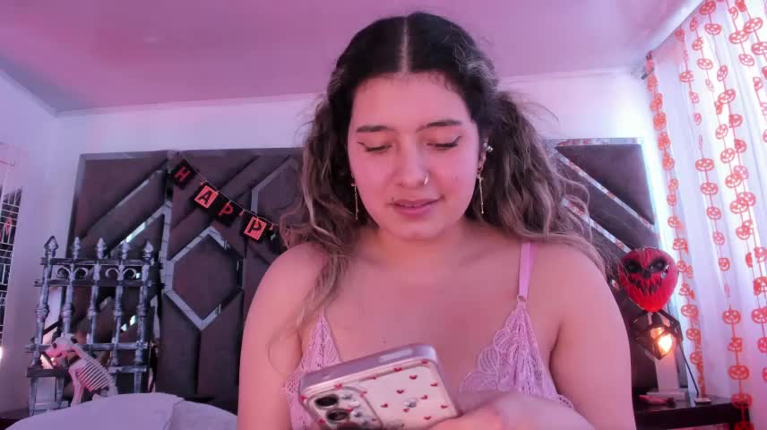 ChloeBelle_ Webcam Chat October 26, 2026