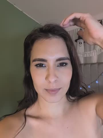 LatinaRoomies Webcam Chat October 26, 2026